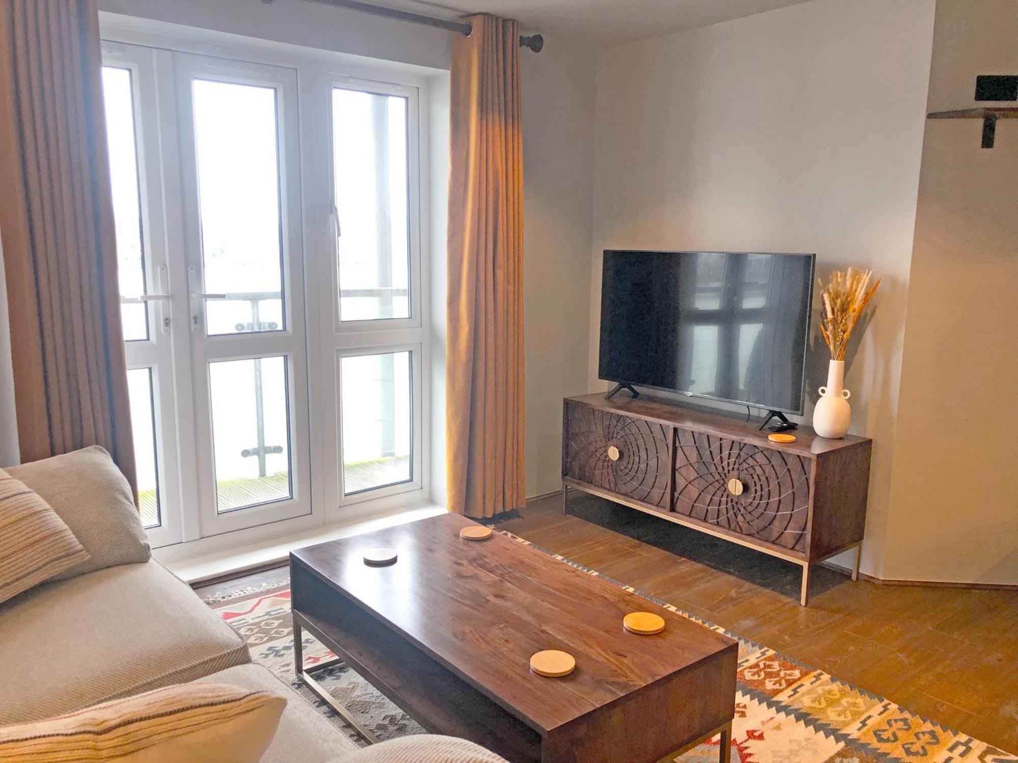 River View - 1 Bedroom Apartment Southampton